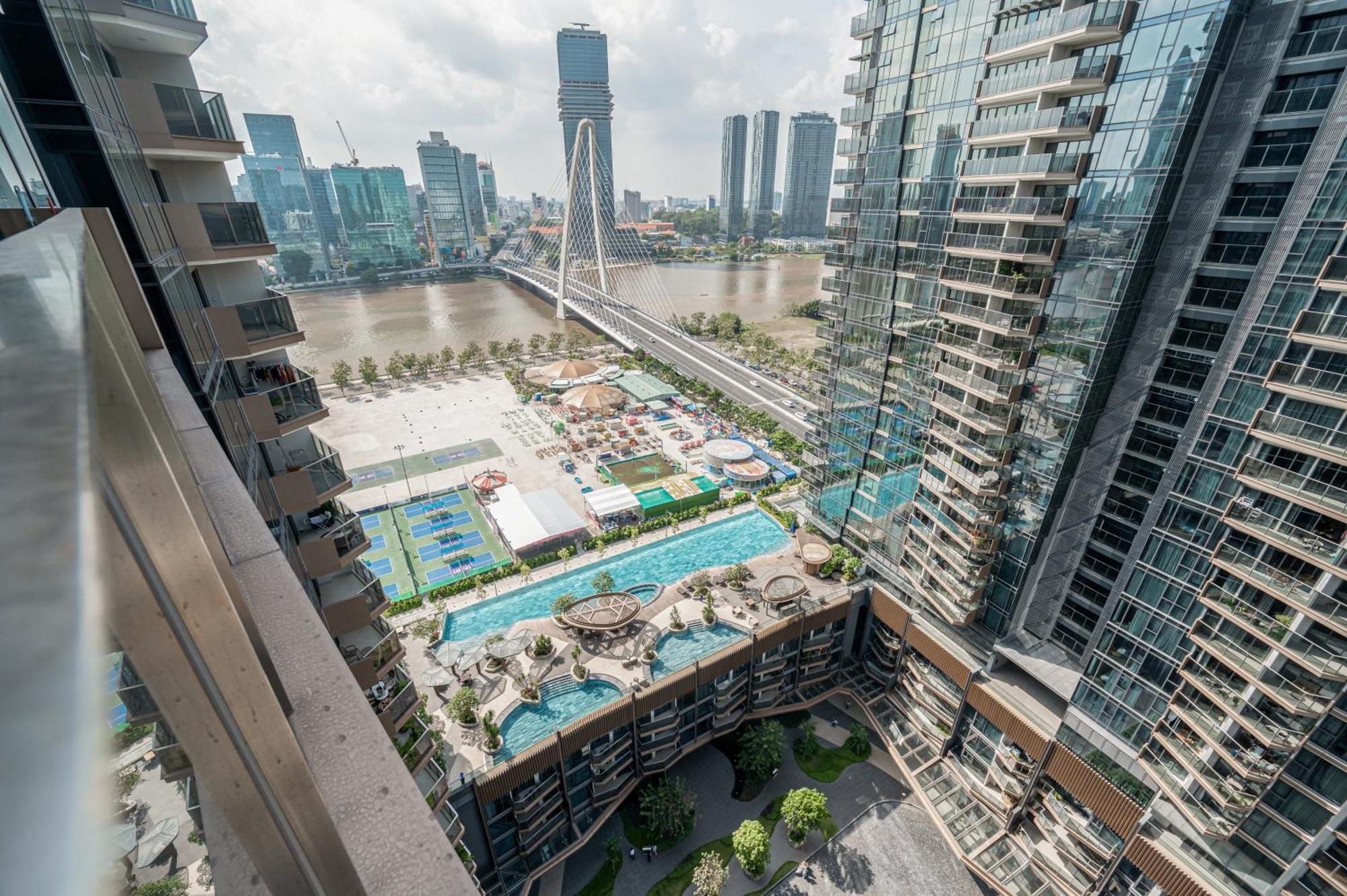 The Metropole Opera Residence By Kaystay Ho Chi Minh City Ruang foto